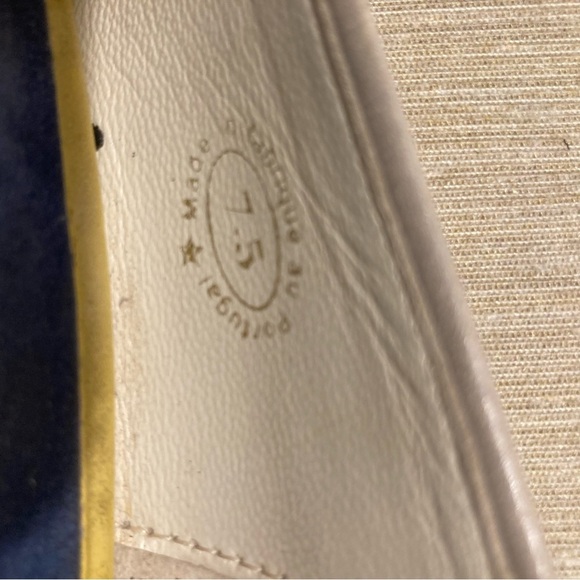 JOHN FLUEVOG Sz 7.5 Arigato 09 Taupe and Yellow Low Heel Slip On Shoes - Picture 11 of 13